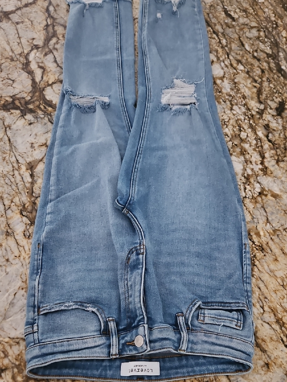 Lovervet Light Blue Straight Leg Women's Jeans. Size 28,Inseam 26" Rise 10"